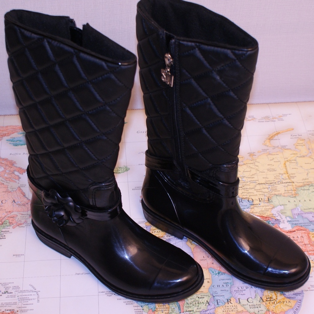 Stuart Weitzman Cha Cha2 Boots, Like New